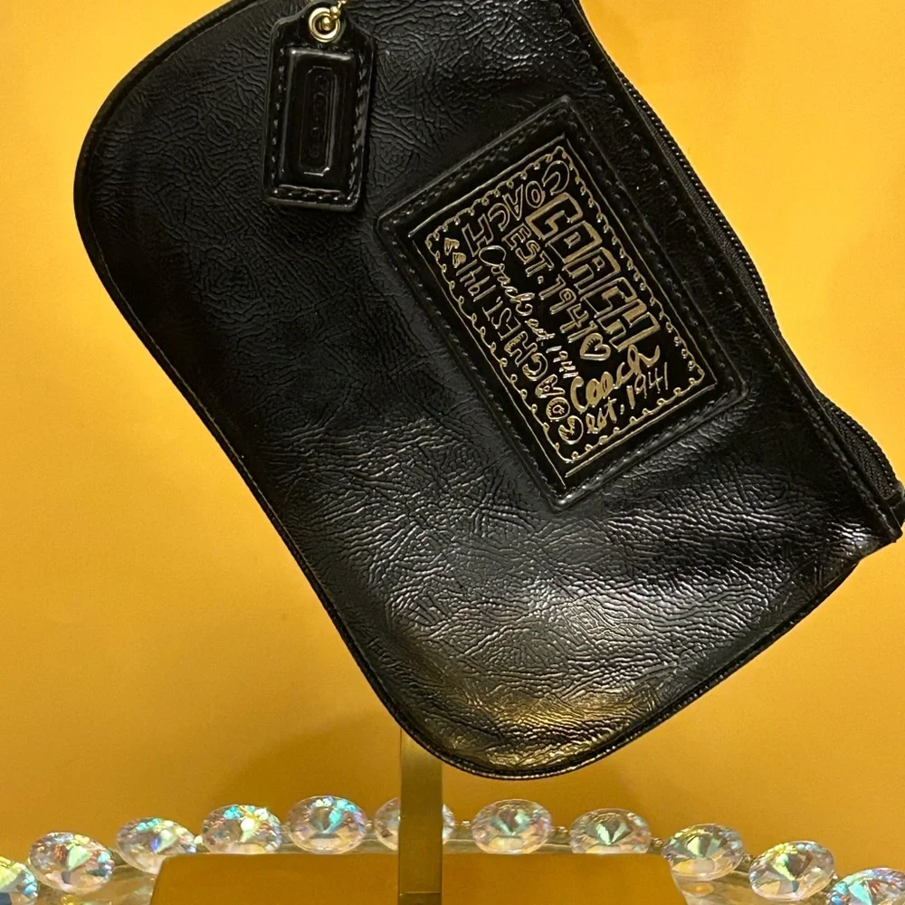 Coach Poppy Black Wristlet Approx. 6.5 x 4 - Picture 10 of 10